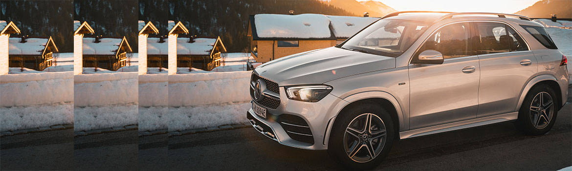 Mercedes-benz gle suv vor Schnee